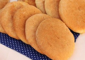 طريقة عمل خبز أحمر حساوي