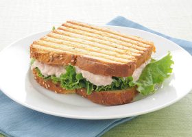 طريقة عمل ساندويش تونا