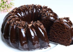 طريقة عمل كعكة الشكولاتة