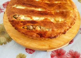 طريقة عمل فطيرة الدجاج بالقشطة