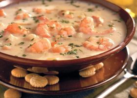 طريقة عمل طاجن الجمبري بالوايت صوص