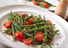 طريقة عمل سلطة فاصوليا خضراء