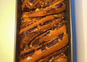 طريقة عمل بابكا الشوكولا والجوز البولندية