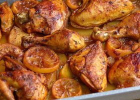 طريقة عمل صينية الدجاج والبطاطس بالليمون
