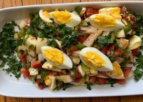 طريقة عمل سلطة البيض والخضار