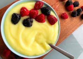 طريقة عمل الكاسترد بالحليب