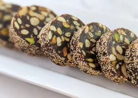 طريقة عمل حلى التمر القديم