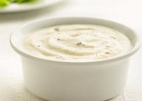 طريقة عمل صوص السيزر الصحي