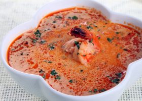 طريقة عمل شوربة بيسك الروبيان