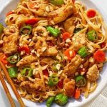 طريقة عمل نودلز بالخضراوات