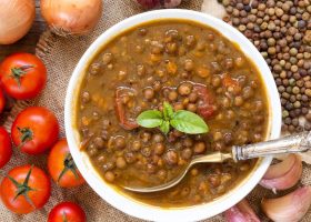 طريقة عمل شوربة عدس أسود