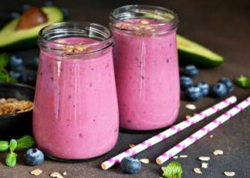 طريقة عمل سموذي البلوبيري المثلج الصحي