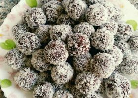 طريقة عمل حلاوة السميد بالكاكاو