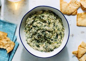 طريقة عمل غموس السبانخ والخرشوف