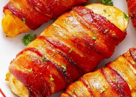 طريقة عمل لفائف الدجاج والبيكون