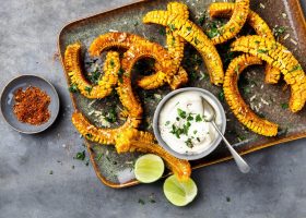 طريقة عمل بطاطس أصابع الذرة