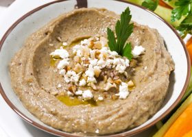 طريقة عمل الفول المهروس