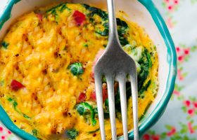 طريقة عمل بيض في الميكرويف