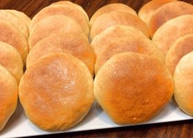 طريقة عمل قرص فلاحي بجبن الفيتا