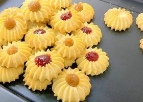 طريقة عمل البيتي فور الهش بدون بيض