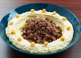 طريقة عمل حمص دايت باللحمة المفرومة