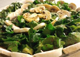 طريقة عمل سلطة سبانخ وفطر