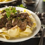 طريقة عمل ستروجانوف الفطر لايت
