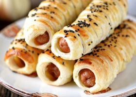 طريقة عمل معجنات كعك الصوصج