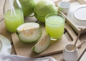 طريقة عمل عصير جوافة باللبن