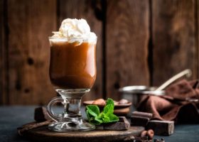 طريقة عمل مشروب الكاكاو المثلج بدون سكر