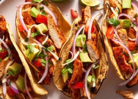 طريقة عمل تاكو الدجاج سهل وسريع