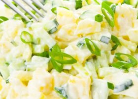 طريقة عمل سلطة البطاطس بدون مايونيز