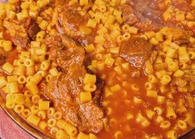 طريقة عمل المبكبكة الليبية بالطريقة التقليدية