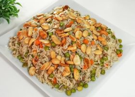 طريقة عمل أرز الحشوة باللحمة المفرومة والمكسرات