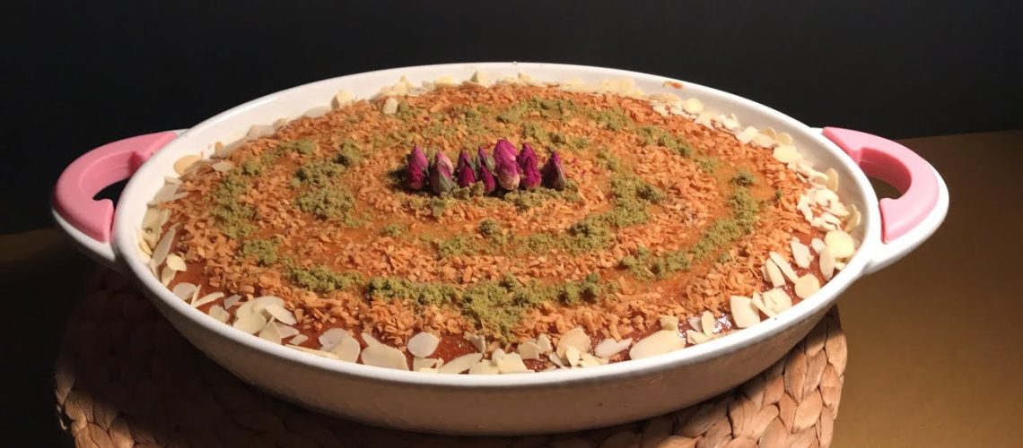 طريقة عمل بسبوسة بالطحينة وجوز الهند