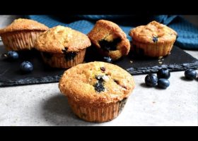 طريقة عمل كب كيك زيستي بالليمون بالتوت البري