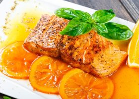 طريقة عمل سلمون بالبرتقال