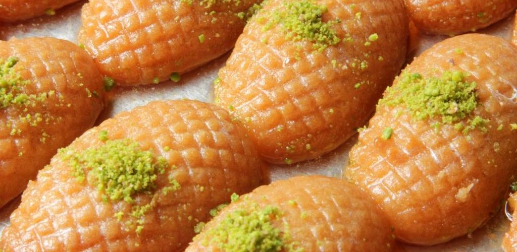 طريقة عمل حلى رموش الست بطريقة سهلة