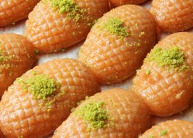 طريقة عمل حلى رموش الست بطريقة سهلة