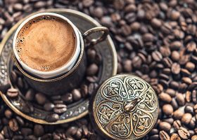 طريقة عمل قهوة باجة بالزعفران