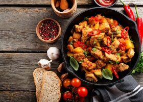 طريقة عمل صدور الدجاج بالفلفل الألوان