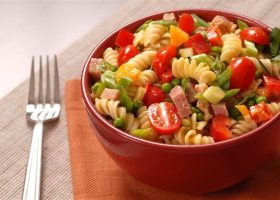 طريقة عمل سلطة الباستا الصحية