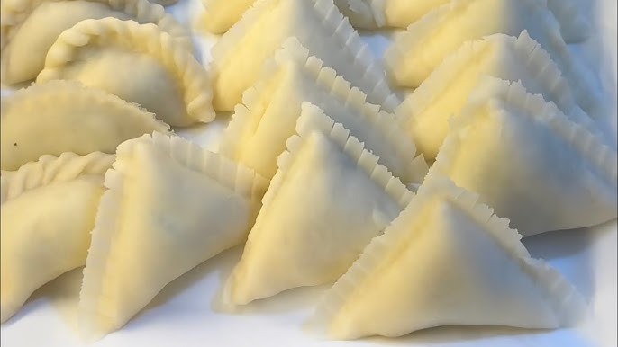 طريقة عمل عجينة السمبوسة السهلة