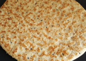 طريقة عمل خبز كيتو بدقيق اللوز