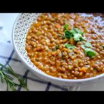 طريقة عمل شوربة العدس البنى بالخضار للرجيم