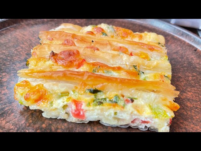 طريقة عمل صينية الجلاش بالجبنة والزيتون