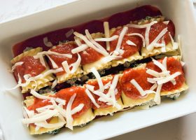 طريقة عمل لفائف اللازانيا فيلي تشيز ستيك بالجبن