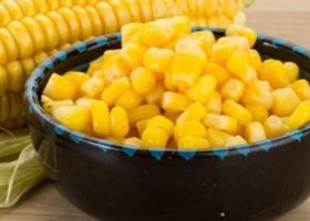 طريقة عمل الذرة المسلوقة