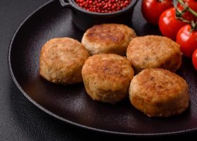 طريقة عمل ساندويتش خبز النان بالفلافل الحارة والخضار المشوي