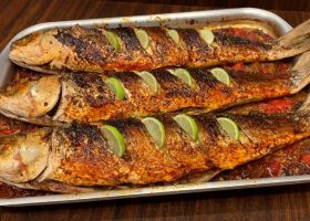 طريقة عمل سمك بوري مشوي بالثوم والليمون